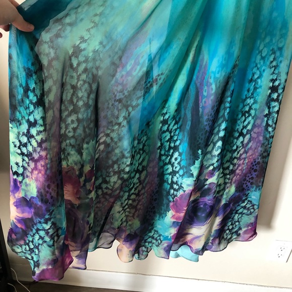 Grad Dress, Size 2, Tony Bowls Collection - Picture 5 of 8